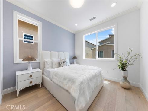 241 Abacus , Irvine, CA