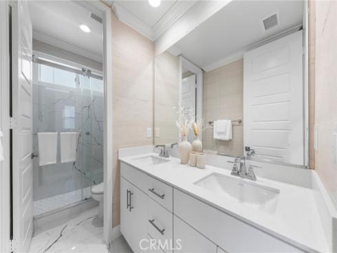 241 Abacus , Irvine, CA