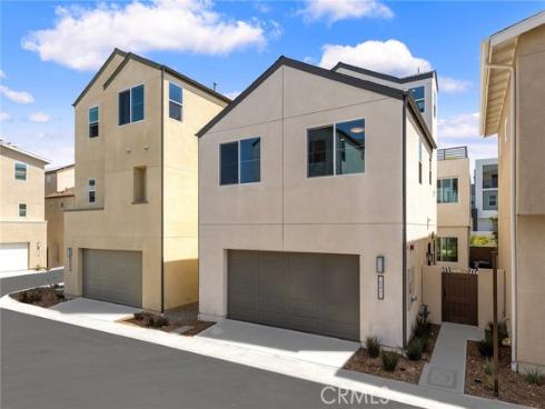 241 Abacus , Irvine, CA