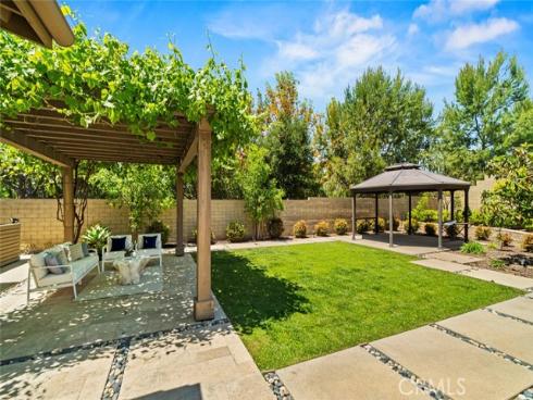 165  Allium  , Irvine, CA