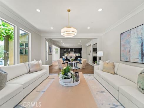 165  Allium  , Irvine, CA