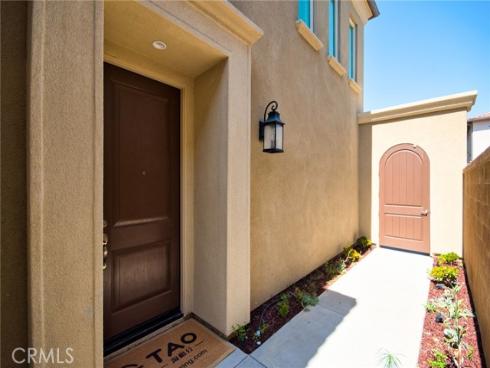 223  Gaspar  , Irvine, CA