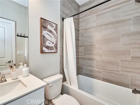 223  Gaspar  , Irvine, CA