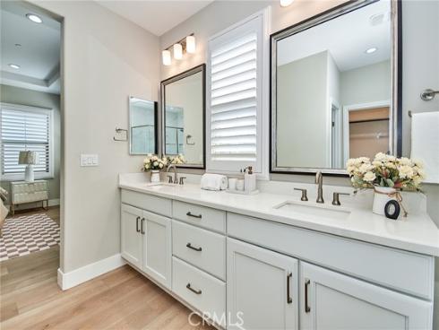 223  Gaspar  , Irvine, CA