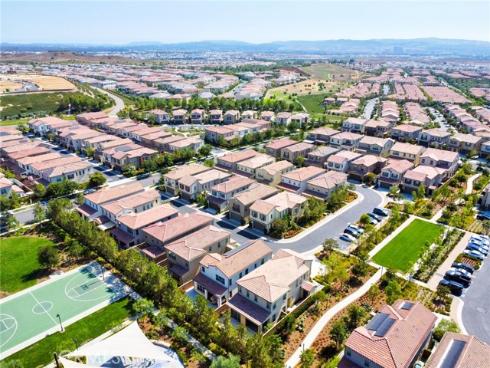 223  Gaspar  , Irvine, CA