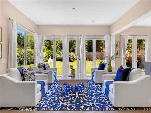 57  Stanza  , Irvine, CA