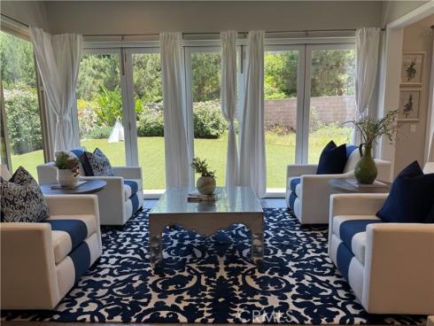 57  Stanza  , Irvine, CA