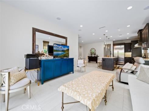 126  Brambles  , Irvine, CA