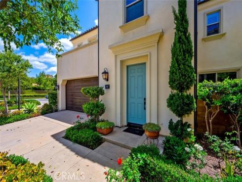 126  Brambles  , Irvine, CA