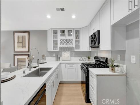 224 Tangelo 372 , Irvine, CA