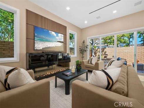 64 Mann Street, Irvine, CA