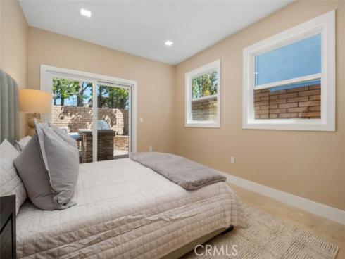 64 Mann Street, Irvine, CA