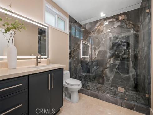 64 Mann Street, Irvine, CA