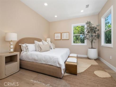 64 Mann Street, Irvine, CA