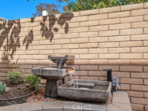 64 Mann Street, Irvine, CA