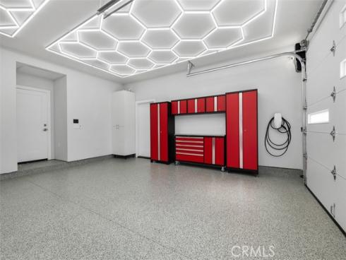 64 Mann Street, Irvine, CA