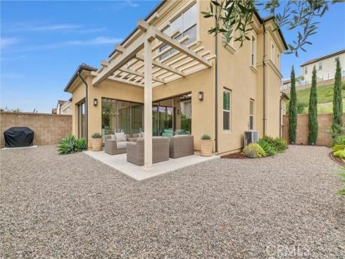 107 Plum Lily , Irvine, CA