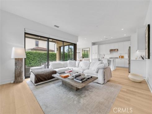 107 Plum Lily , Irvine, CA