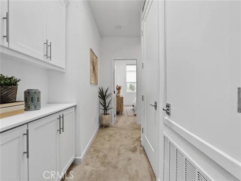 2206 Synergy , Irvine, CA