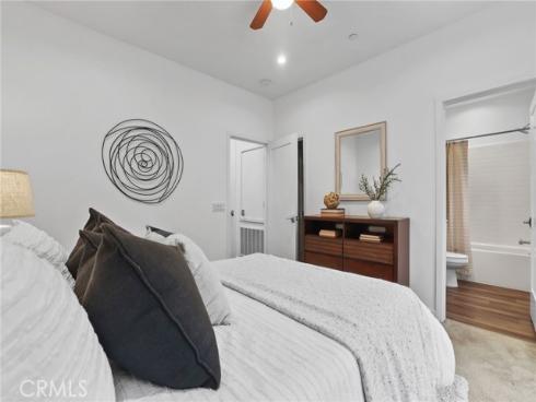 2206 Synergy , Irvine, CA