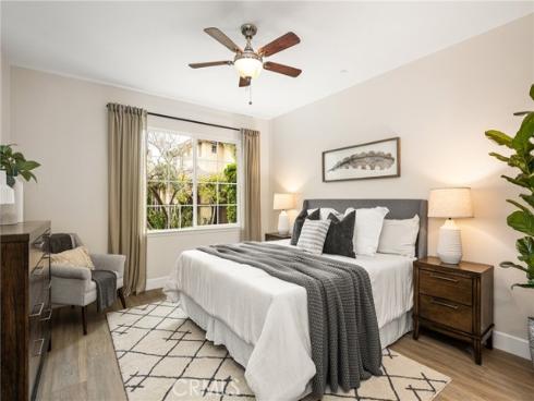 61 Wonderland , Irvine, CA