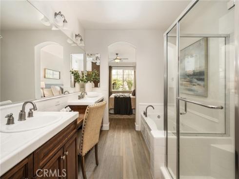 61 Wonderland , Irvine, CA