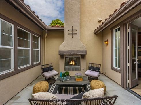 61 Wonderland , Irvine, CA