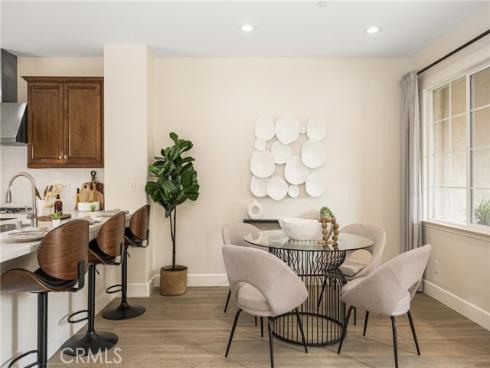 61 Wonderland , Irvine, CA