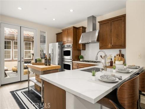 61 Wonderland , Irvine, CA