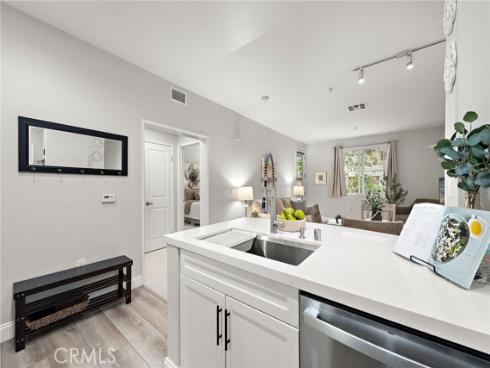 2224 Scholarship , Irvine, CA