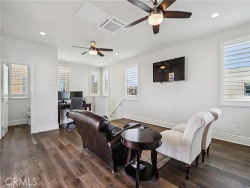 132 Interval , Irvine, CA