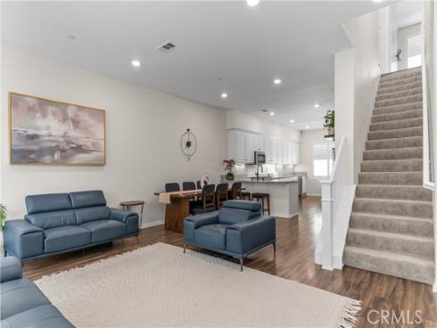 135 Neptune , Irvine, CA