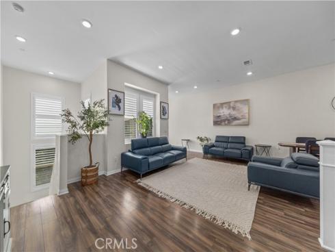 135 Neptune , Irvine, CA