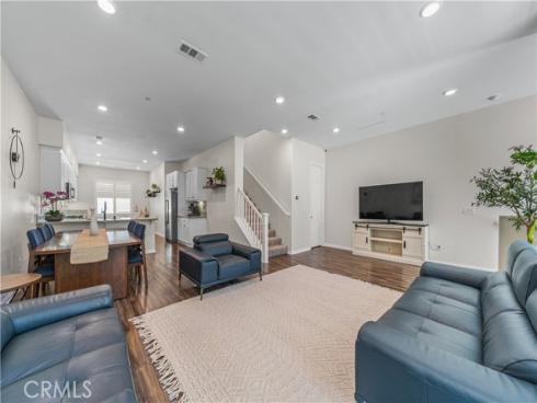 135 Neptune , Irvine, CA