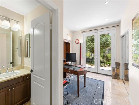 27 Milrose , Irvine, CA