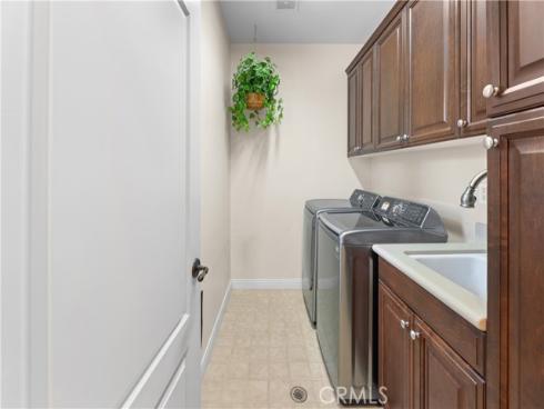 27  Milrose  , Irvine, CA