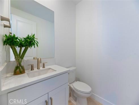 188 Merit , Irvine, CA