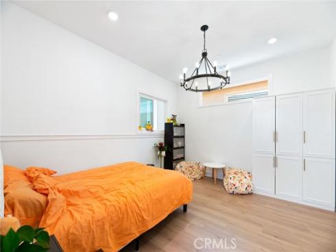 188 Merit , Irvine, CA