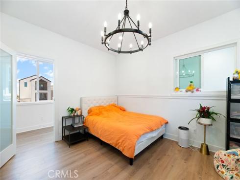 188 Merit , Irvine, CA