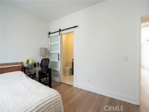 188 Merit , Irvine, CA