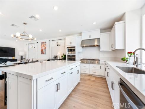 188 Merit , Irvine, CA