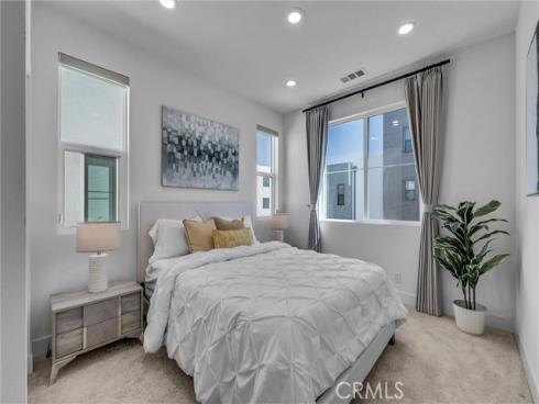 251 Novel , Irvine, CA