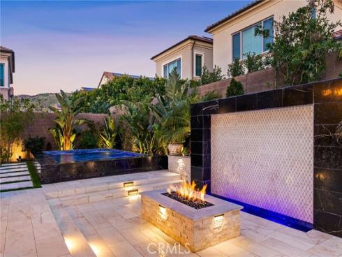 244  Coal Mine  , Irvine, CA