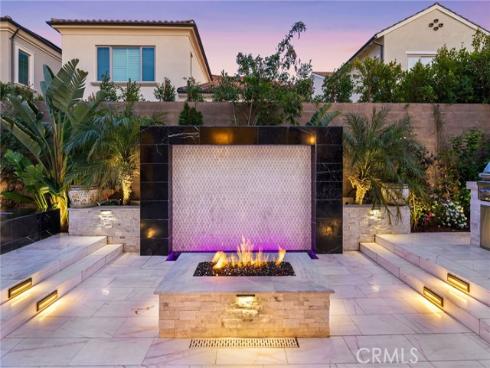 244  Coal Mine  , Irvine, CA