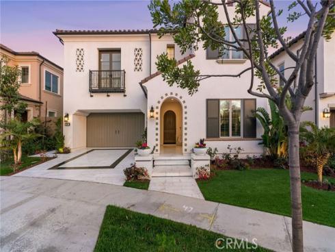 244  Coal Mine  , Irvine, CA