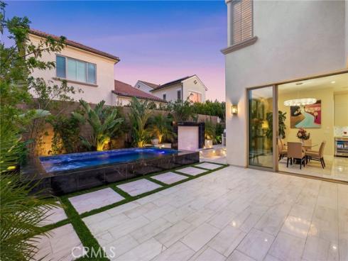 244  Coal Mine  , Irvine, CA