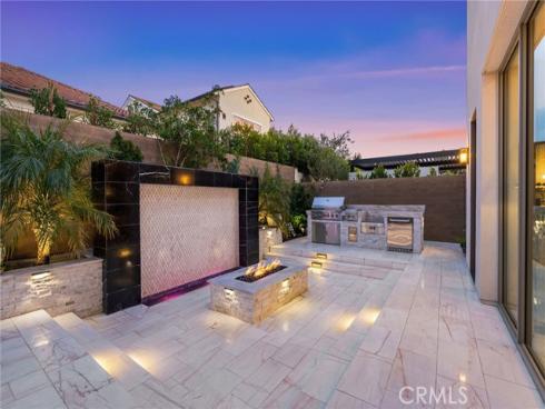 244  Coal Mine  , Irvine, CA