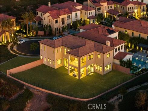 100 Headwaters , Irvine, CA