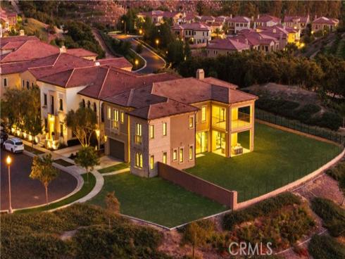 100 Headwaters , Irvine, CA