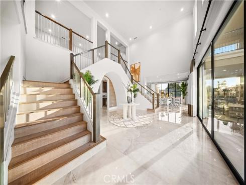 100 Headwaters , Irvine, CA